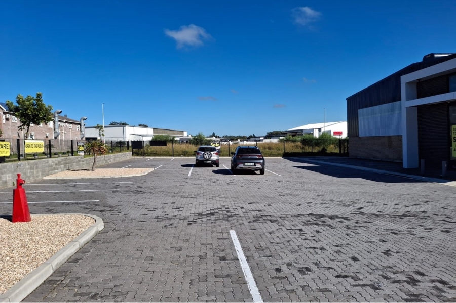 To Let commercial Property for Rent in Fairview Eastern Cape